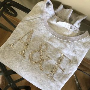Abercrombie & Fitch gray sweatshirt